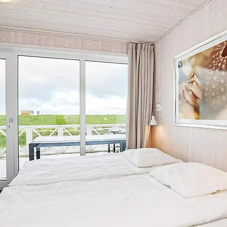 8 Person In * Wendtorf