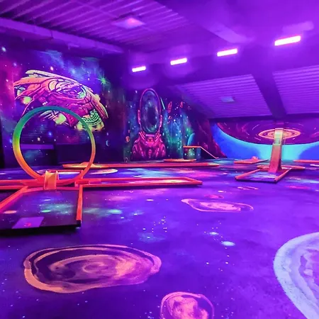 Hébergement de vacances 8 Person In *